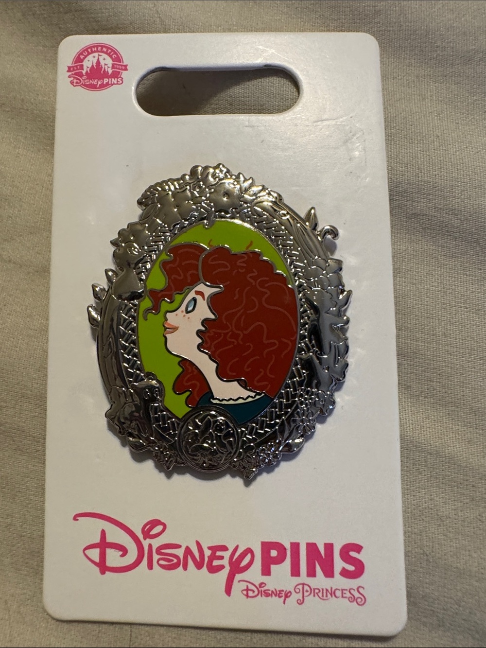 Disney Pin - Princesses In Profile Cameo - Merida from Brave
